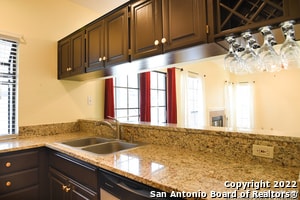 Building Photo - 9 Chapel Hill Cir