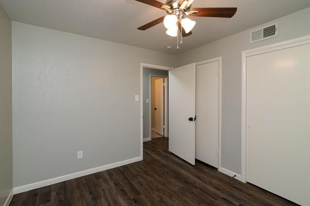 Building Photo - 4609 Biscayne Dr