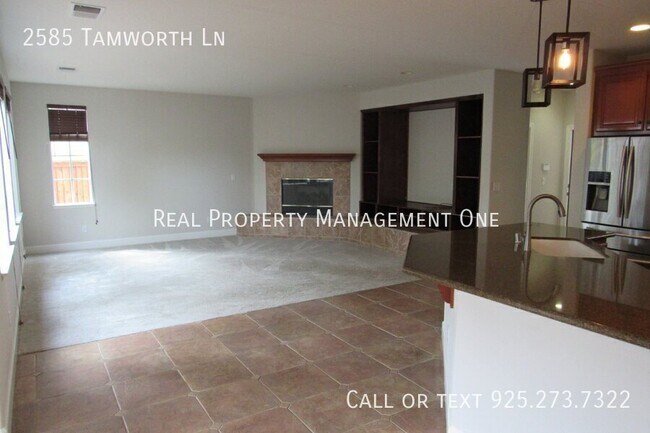 Building Photo - 2585 Tamworth Ln