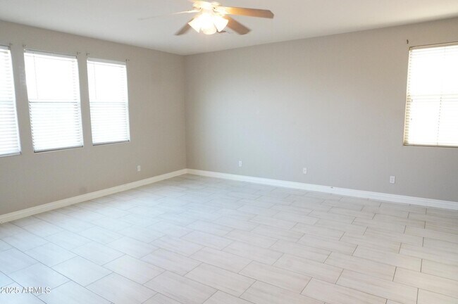 Building Photo - 6700 S Agate Way