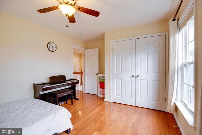 Building Photo - 7536 San Diego Ct