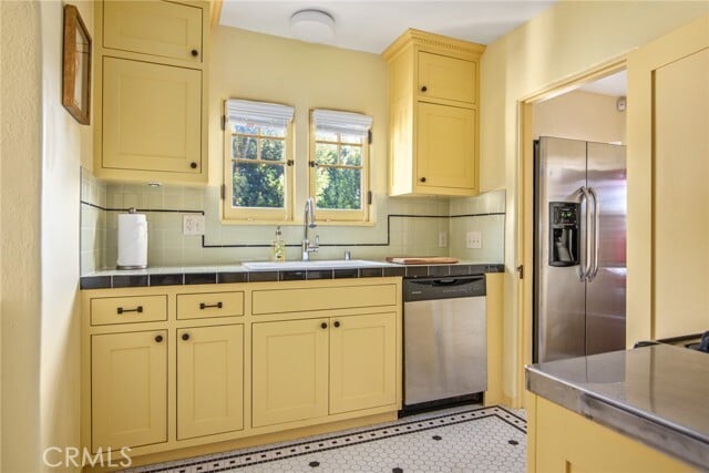 Building Photo - 8246 4th St