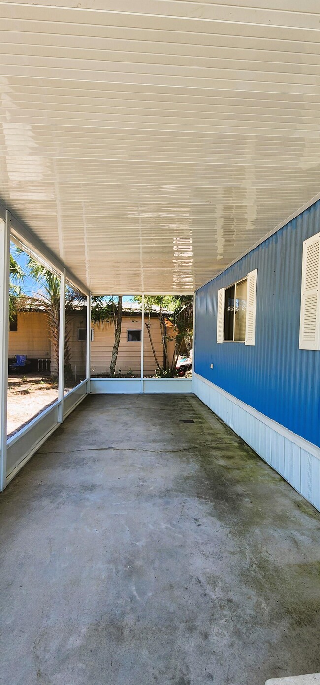 Building Photo - 160 Caloosa Lake Cir N