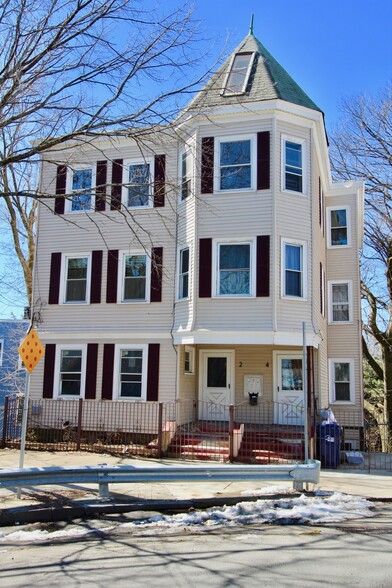 Primary Photo - 14 Sumner St