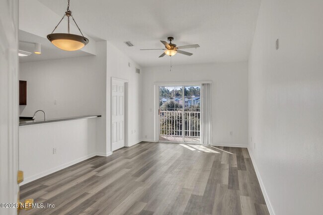 Building Photo - 8227 Lobster Bay Ct