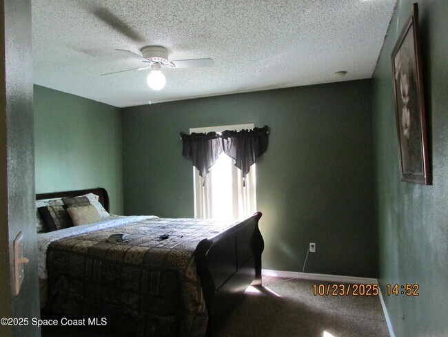 Building Photo - 534 White Plains Ave SW