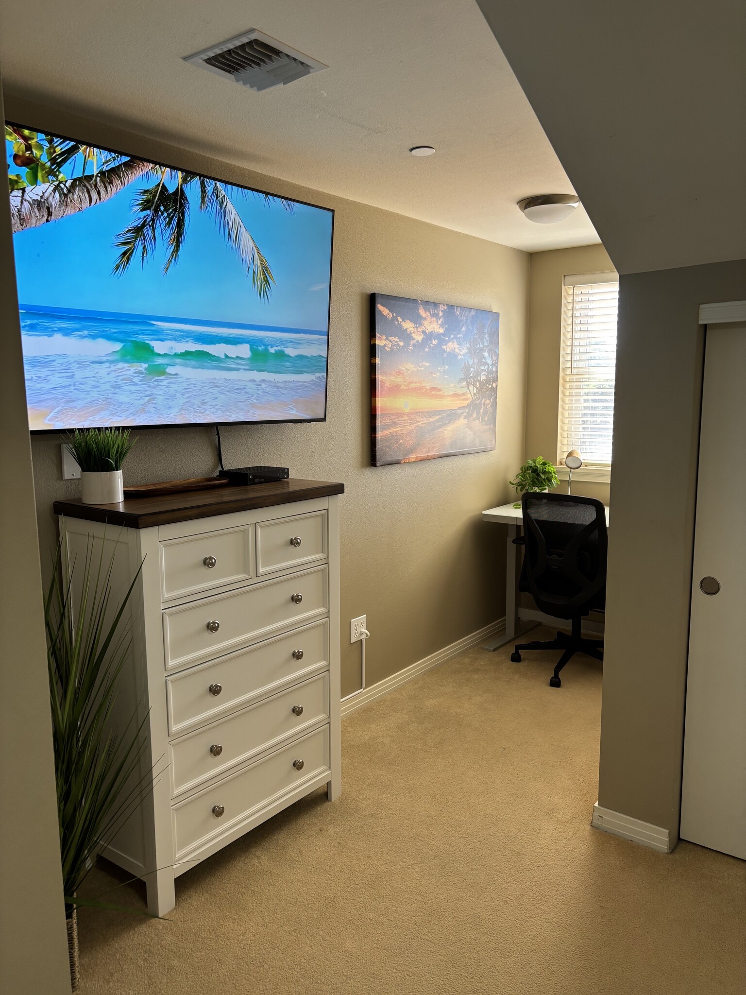 New stand up desk & chair with desk down. - 3706 Lower Honoapiilani Rd