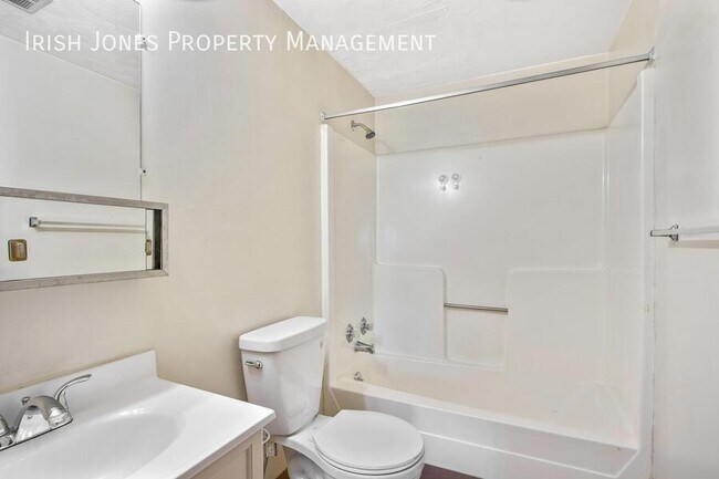 Building Photo - 9234 Niemel Dr