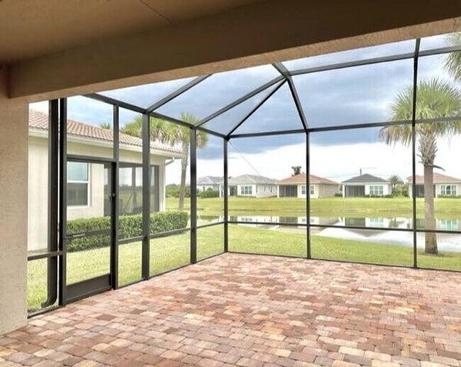 Building Photo - Annual Rental in Port St Lucie