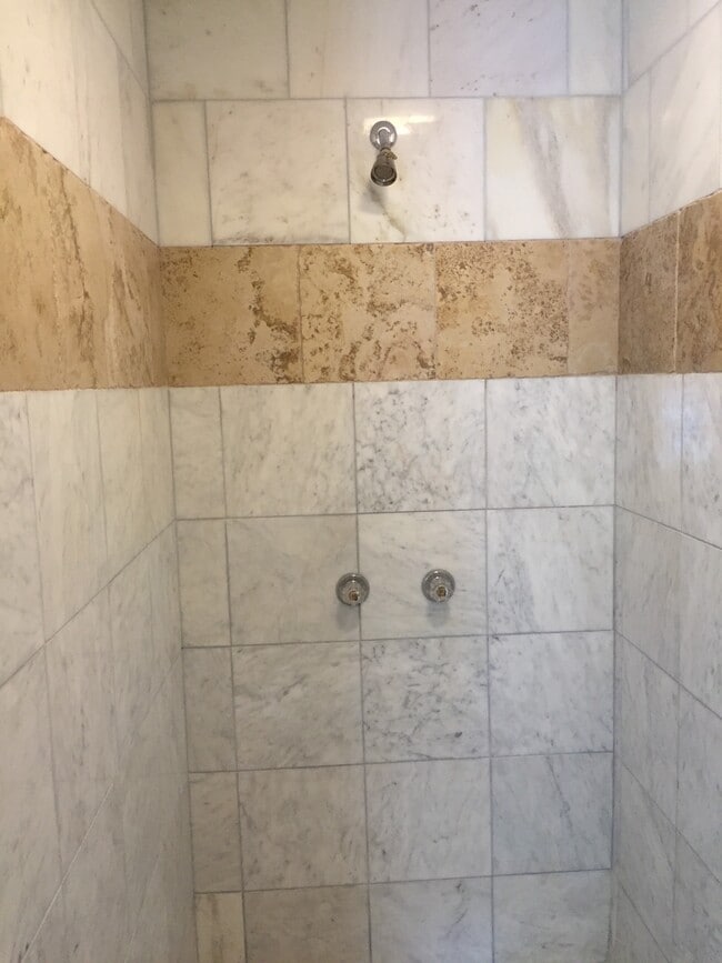 Building Photo - 3191 NW 45th St