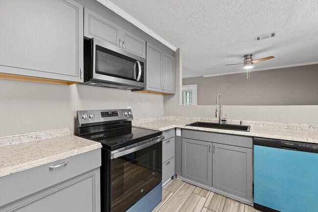 Building Photo - 1856 S Barton Dr