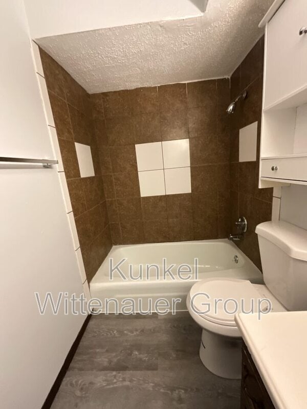 Building Photo - 1320 N 1st St