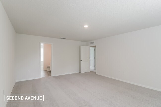Building Photo - 10774 N Academy Dr