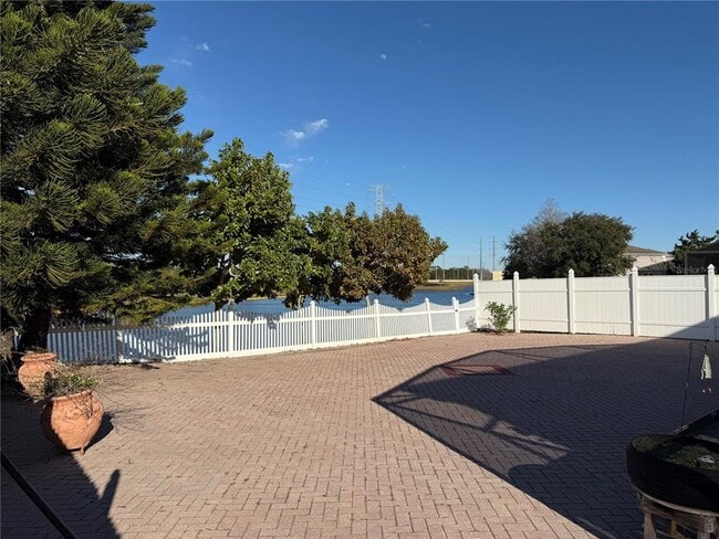 Building Photo - 1219 Kempton Chase Pkwy