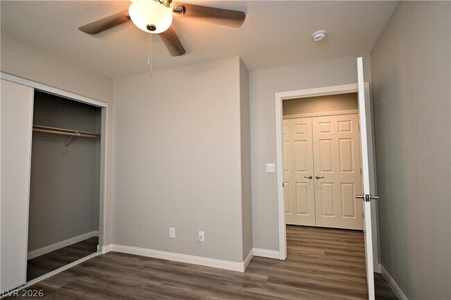 Building Photo - 7256 Winding Creek Dr