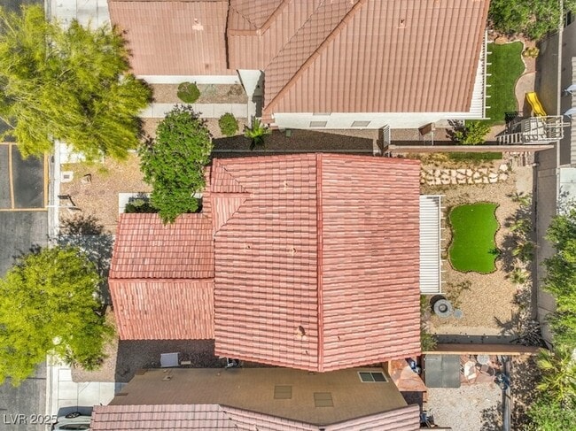 Building Photo - 3728 Ashling St