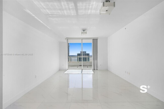 Building Photo - 1080 Brickell Ave
