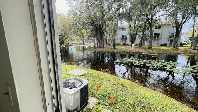 Building Photo - 7120 Waterside Dr