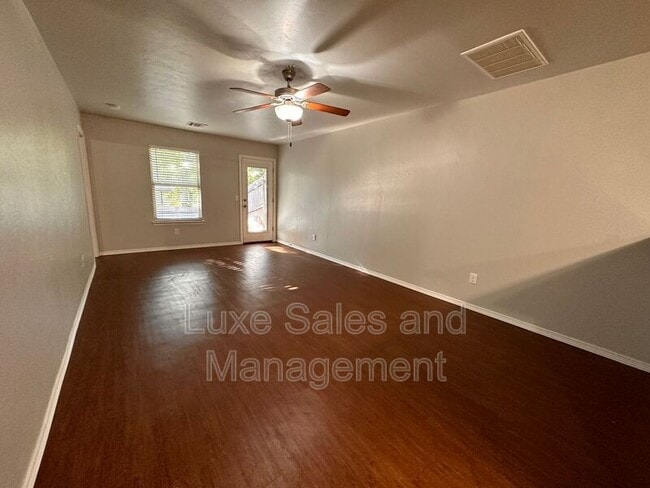 Building Photo - 1840 Casitas Cir