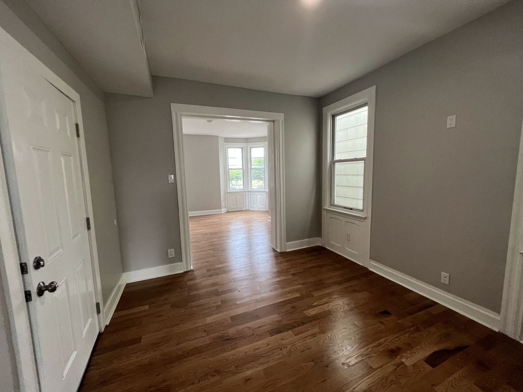 Building Photo - 53 Hawkins St