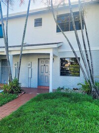 Building Photo - 621 NW 104th Ave