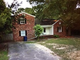 Building Photo - 2503 E 4th St