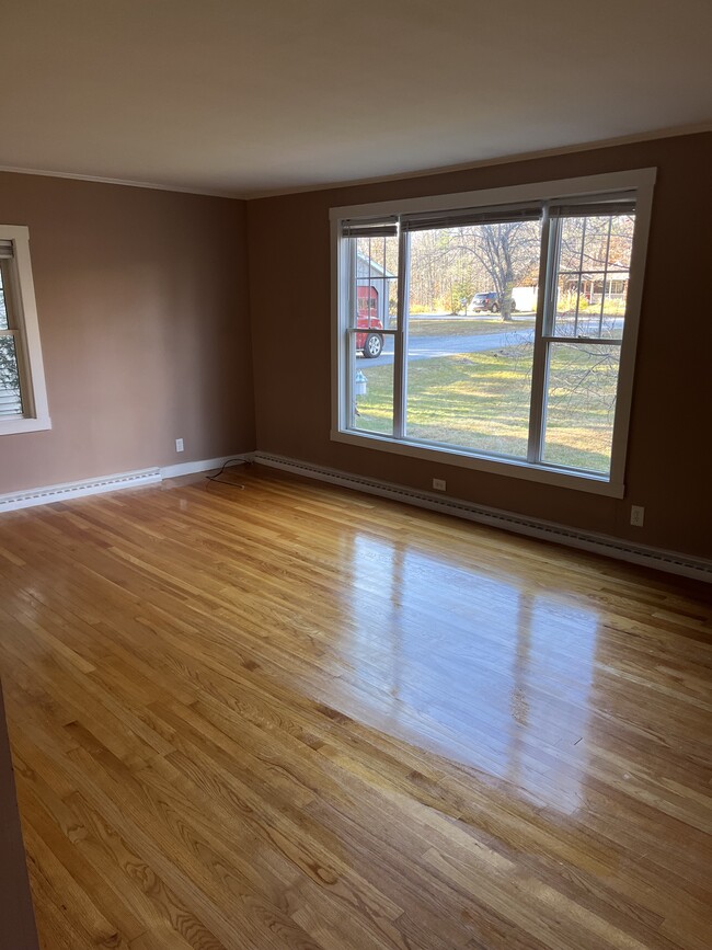 Building Photo - 50 Northwood Dr