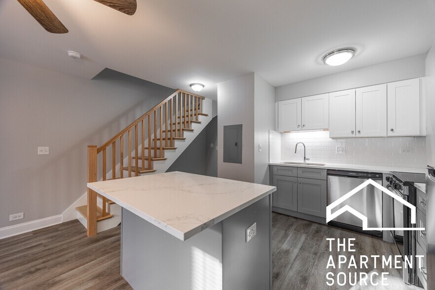 Building Photo - 752 W Gordon Ter