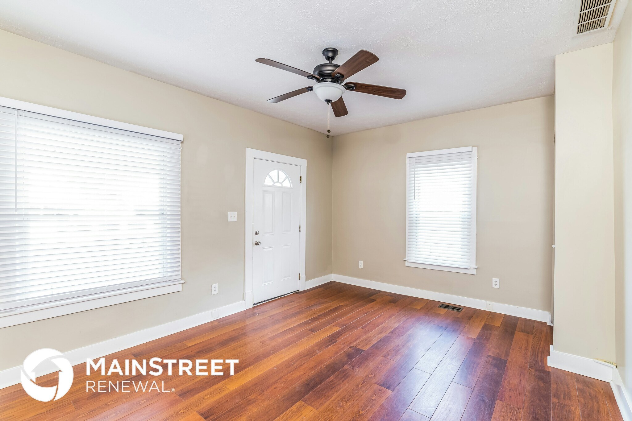 Building Photo - 1422 Longfield Ave