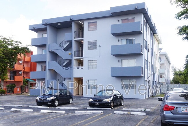 Primary Photo - 495 NW 72nd Ave