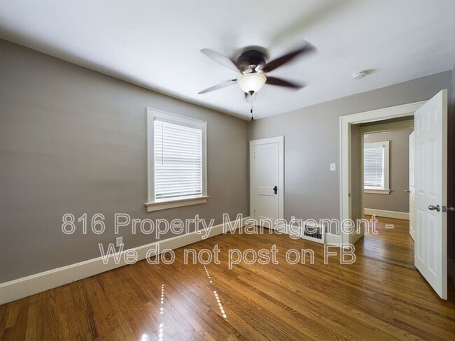 Building Photo - 2729 Calumet St