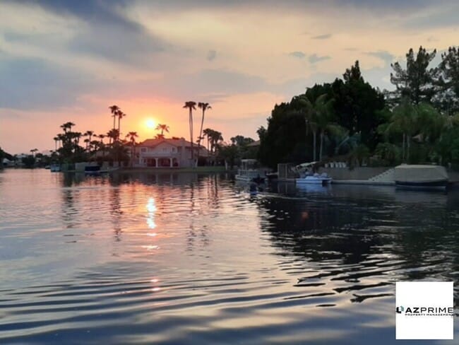 Building Photo - 3BR/2BA Rental in Gilberts Premier Lake Co...
