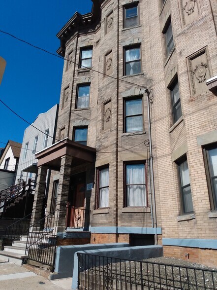 Building Photo - 98 North St