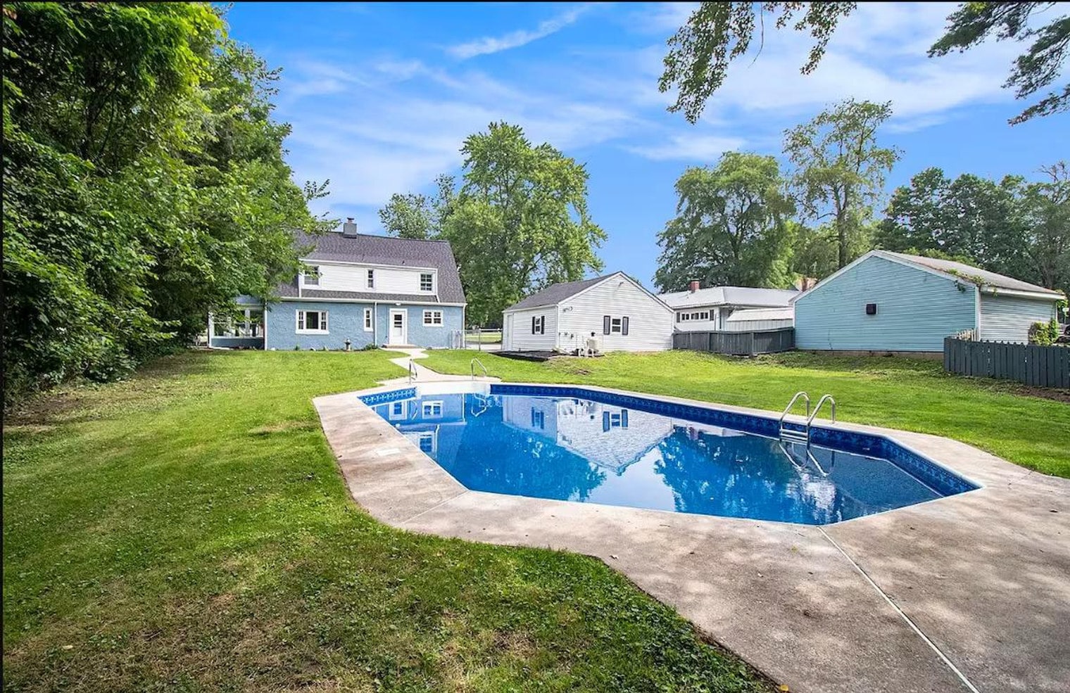 Building Photo - 1322 Jackson Rd