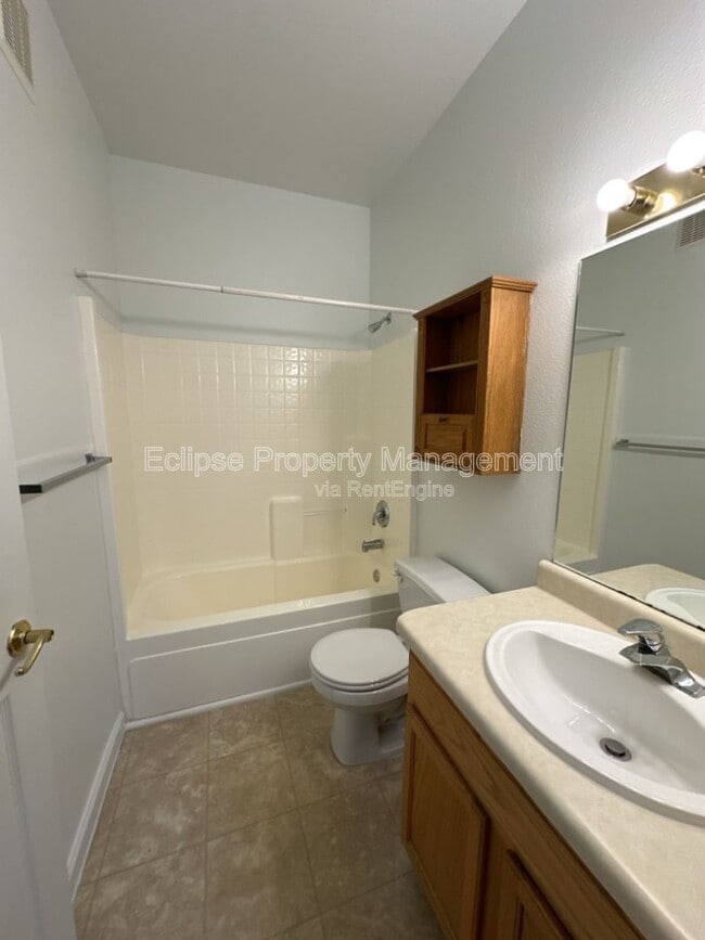 Building Photo - 2461-F 1/4 F 1/4 Rd