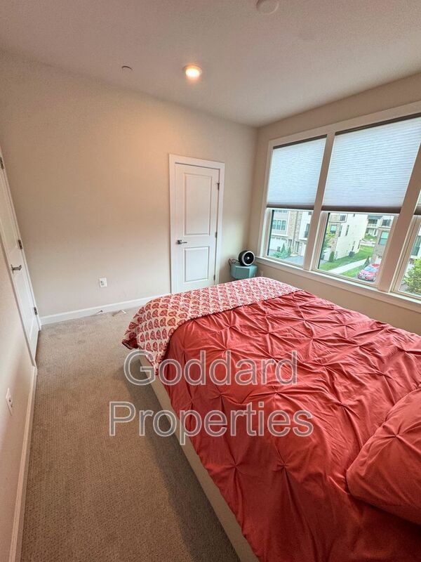 Building Photo - 7516 Overview Ter