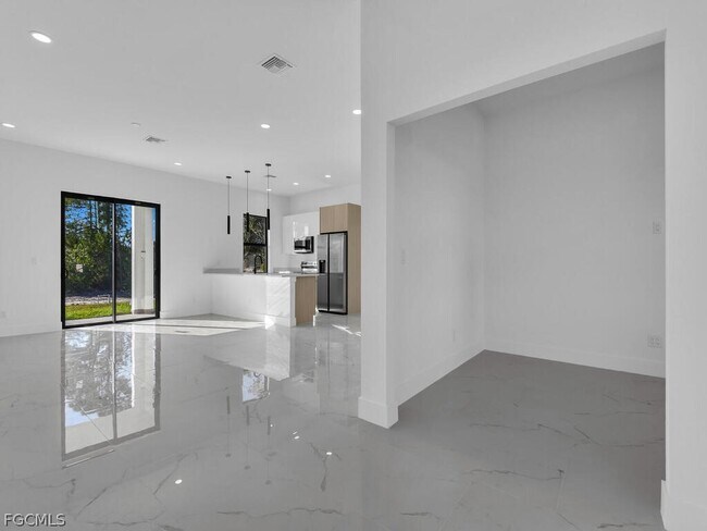 Building Photo - 1839 Lockhaven Ct