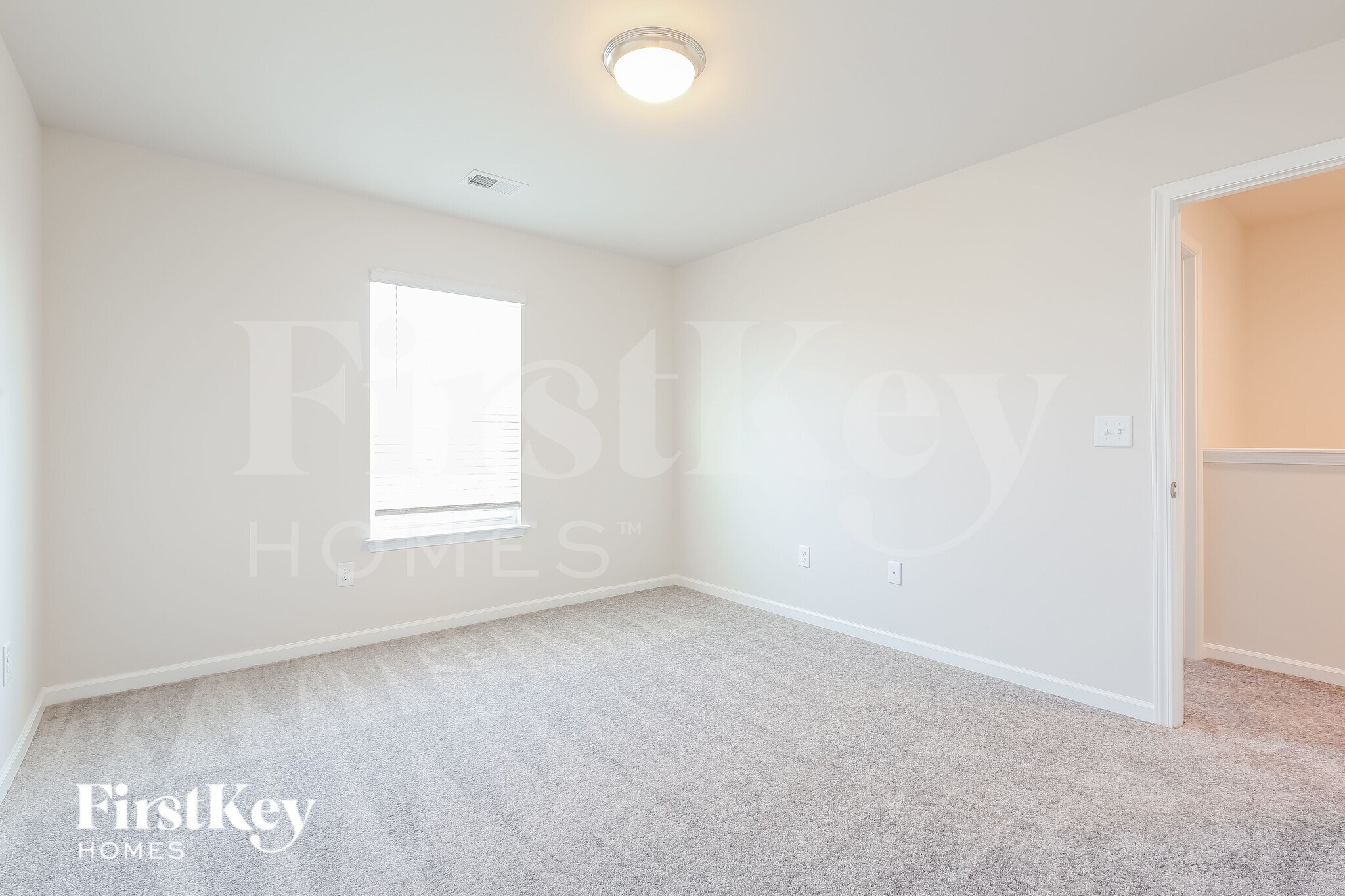 Building Photo - 16 Ramblehurst Rd