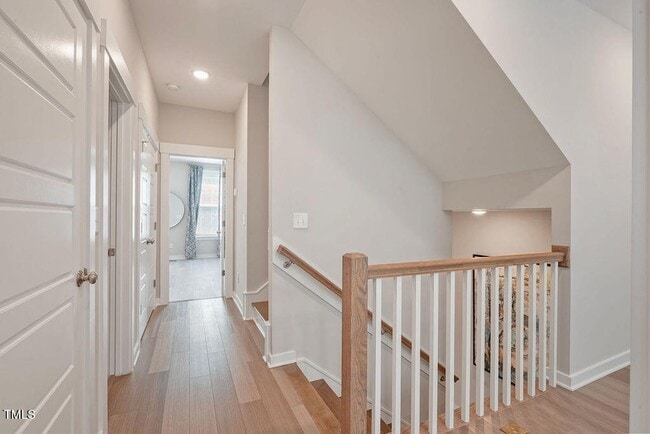 Building Photo - 2075 Eva Pearl Dr