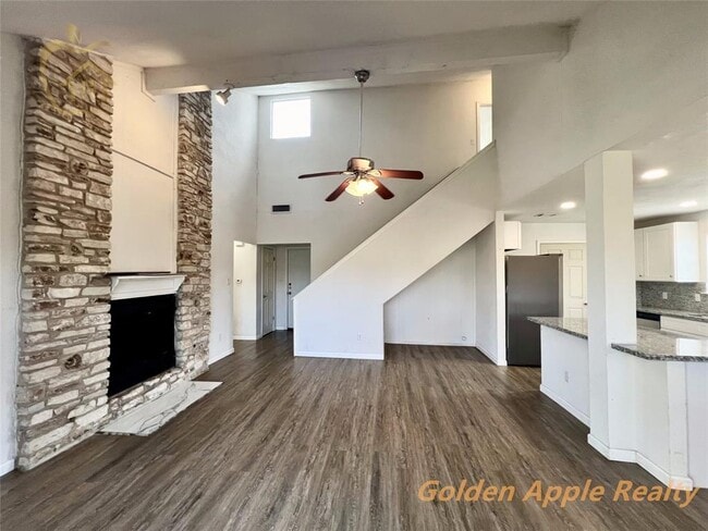 Building Photo - 4904 Cabob St