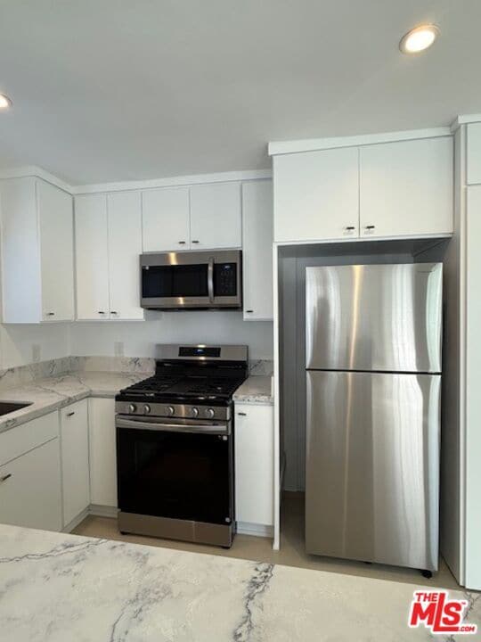 Building Photo - 4275 McClung Dr