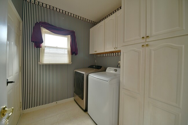Building Photo - 1402 Edinburgh Dr