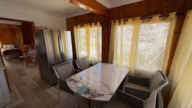 Building Photo - Cozy Meets Modern – Beautifully Upgraded Cabin in the Pines