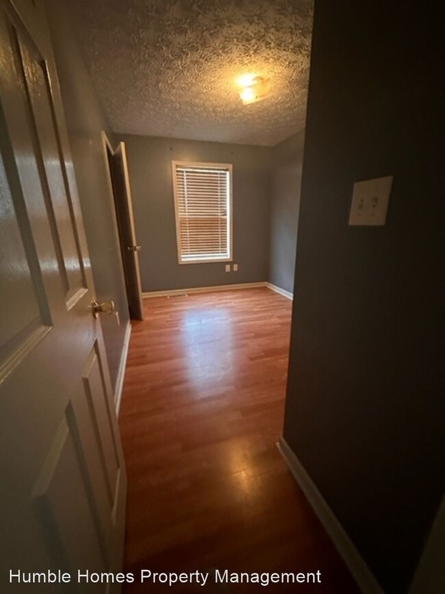 Building Photo - 6 br, 3 bath House - 104 River Tanmer Way