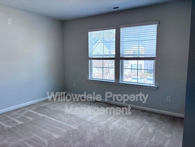 Building Photo - 1112 Lakebrink Dr