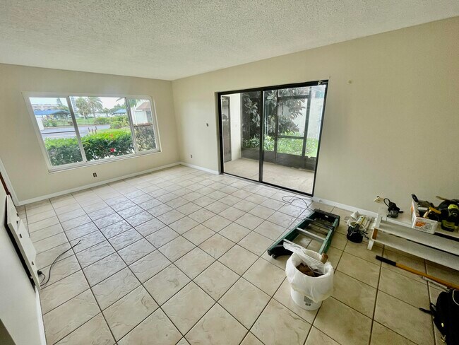 Building Photo - 3030 N Atlantic Ave
