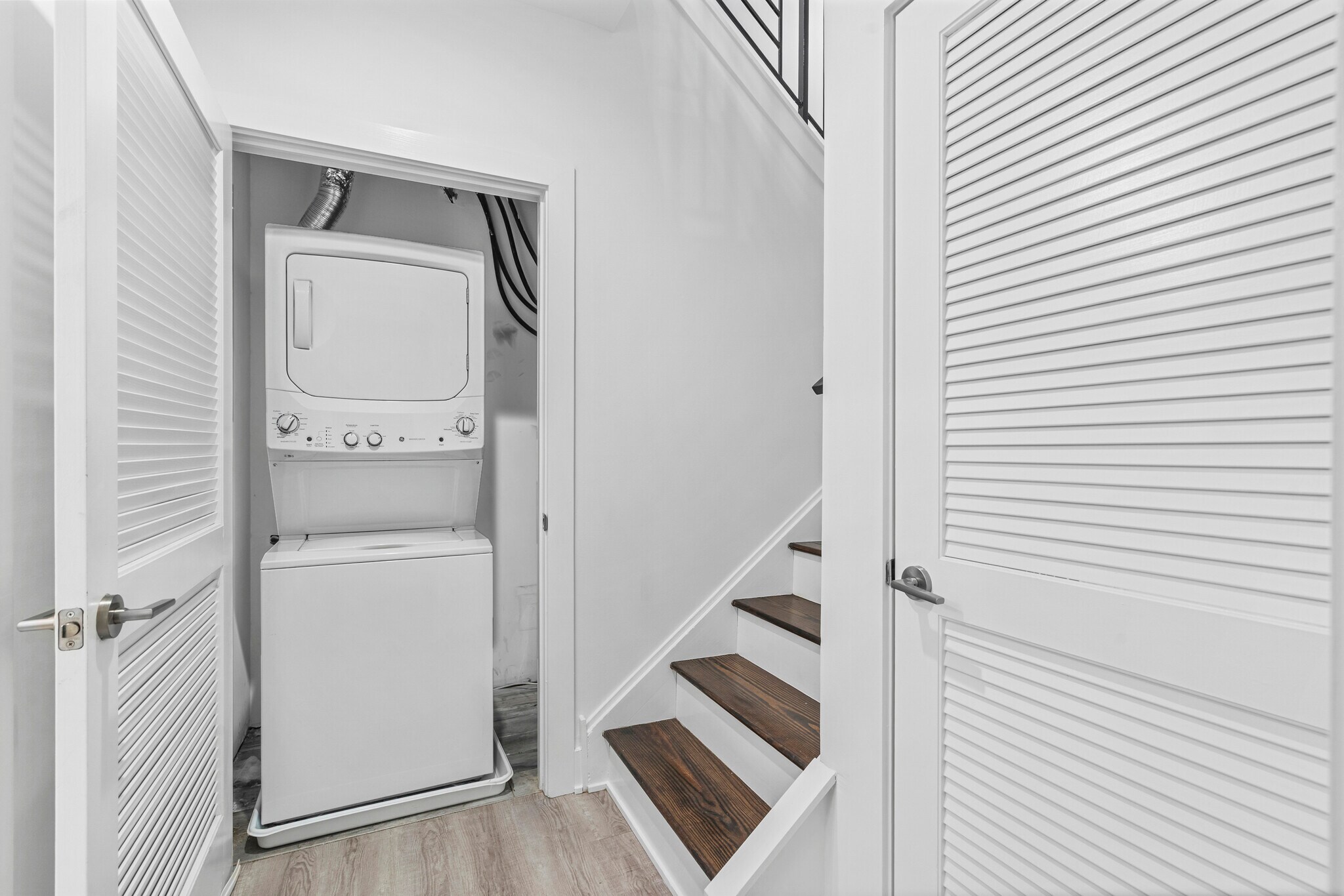 In-Unit Laundry - 1649 E Eyre St