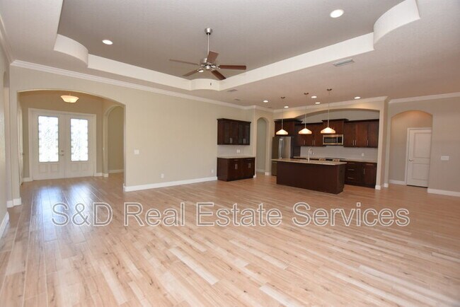 Building Photo - 6986 Highlands Creek Ave