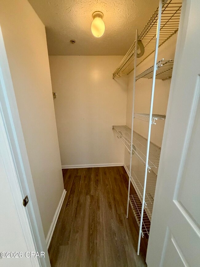 Building Photo - 9117 Laird St