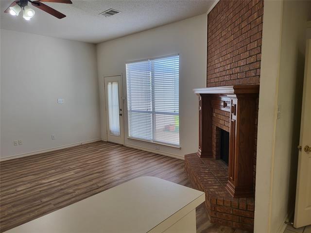 Building Photo - 429 Oakhurst Dr